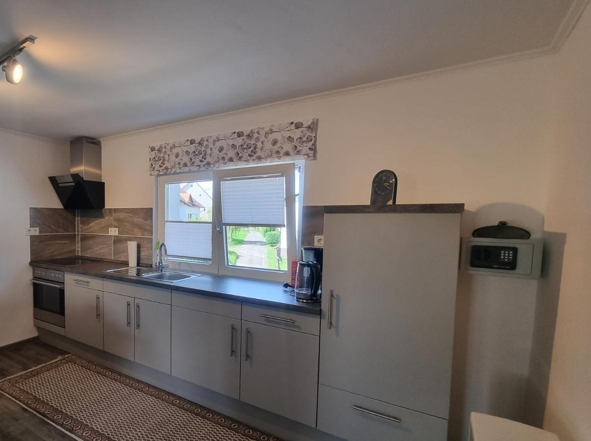 Unter Der Linde Apartment Sankt Wendel Luaran gambar