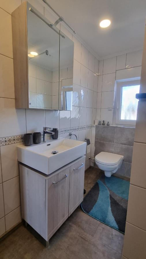 Unter Der Linde Apartment Sankt Wendel Luaran gambar