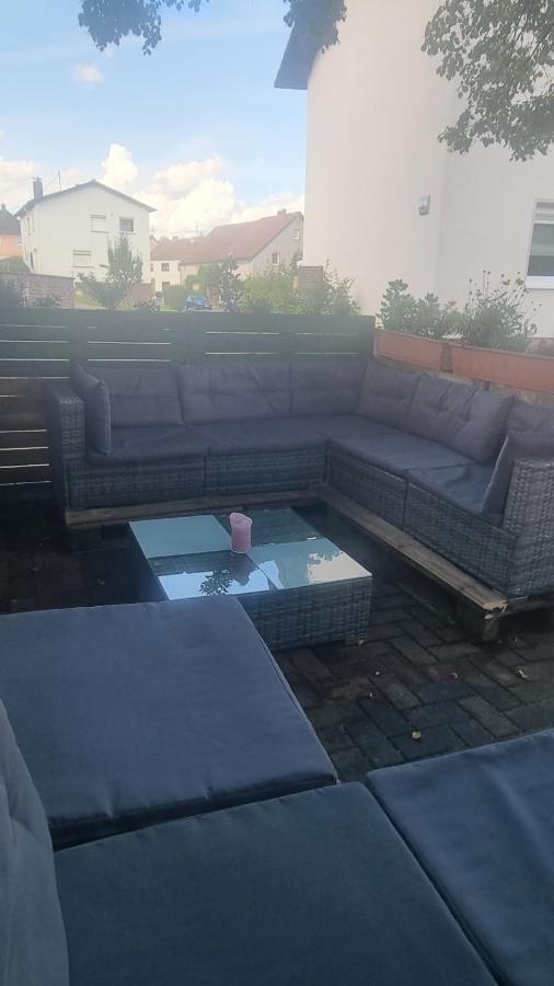 Unter Der Linde Apartment Sankt Wendel Luaran gambar